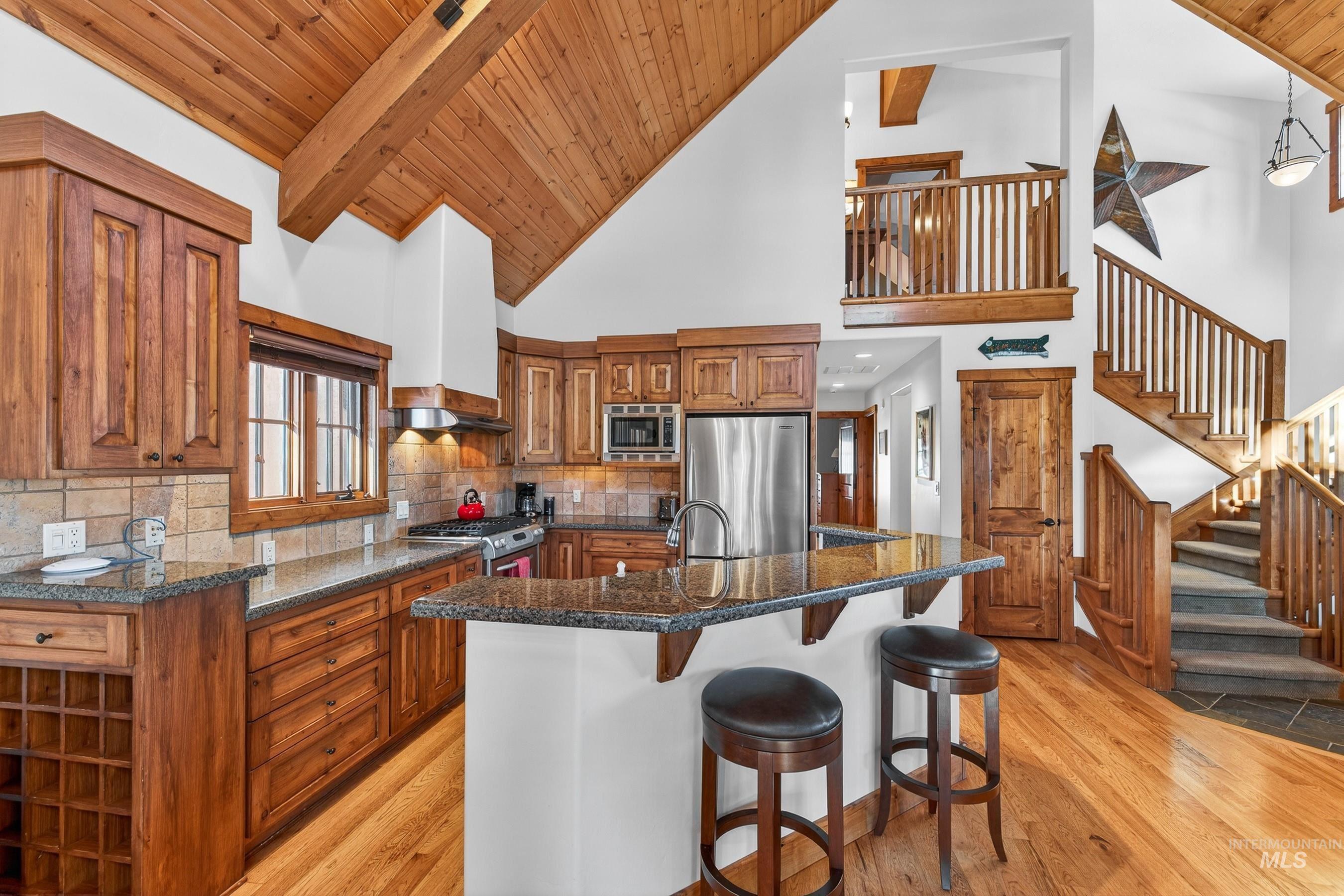 28 Francois Court, Donnelly, Idaho 83615, 4 Bedrooms, 4 Bathrooms, Residential For Sale, Price $1,975,000, 98987035
