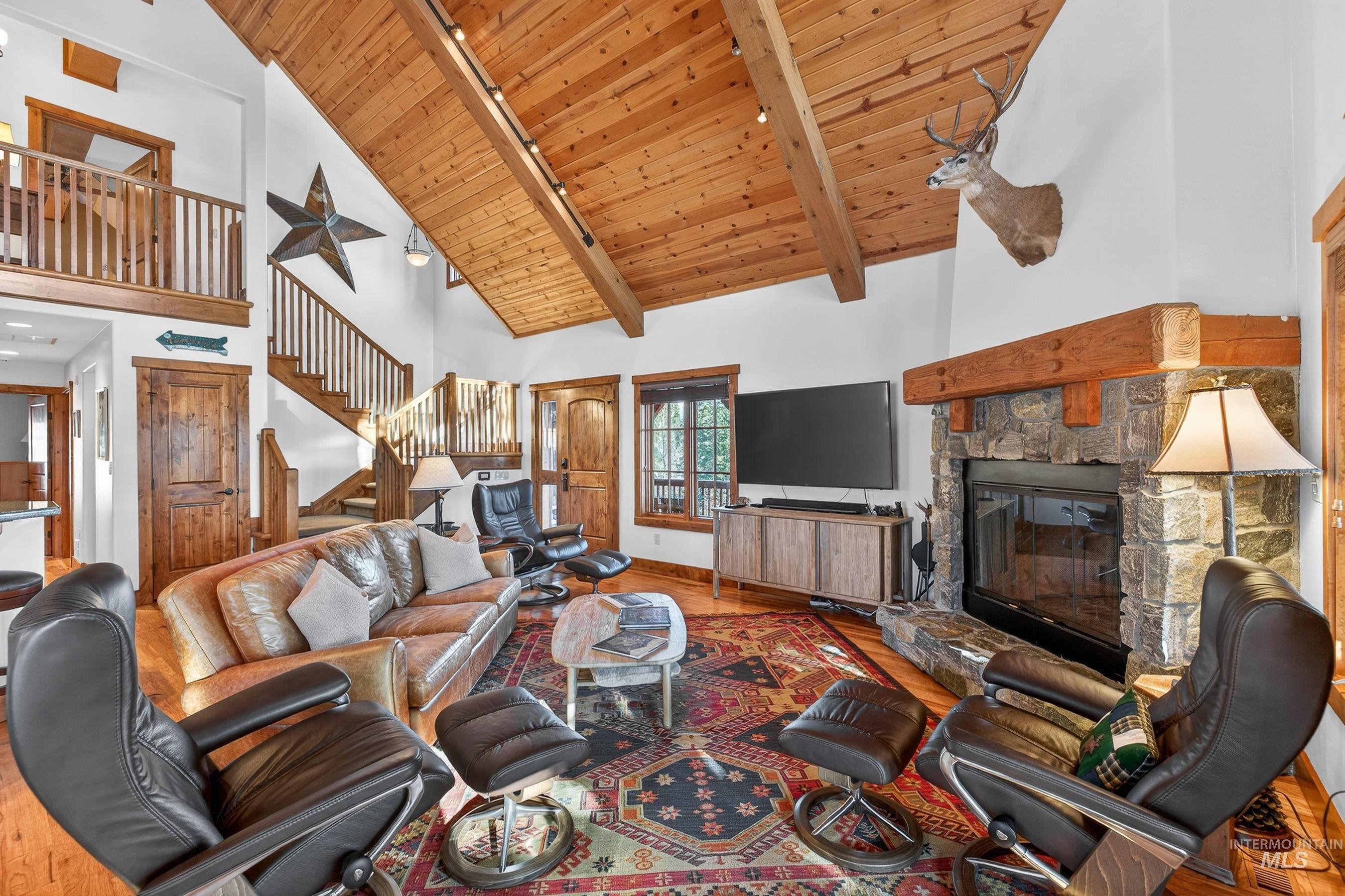 28 Francois Court, Donnelly, Idaho 83615, 4 Bedrooms, 4 Bathrooms, Residential For Sale, Price $1,975,000, 98987035