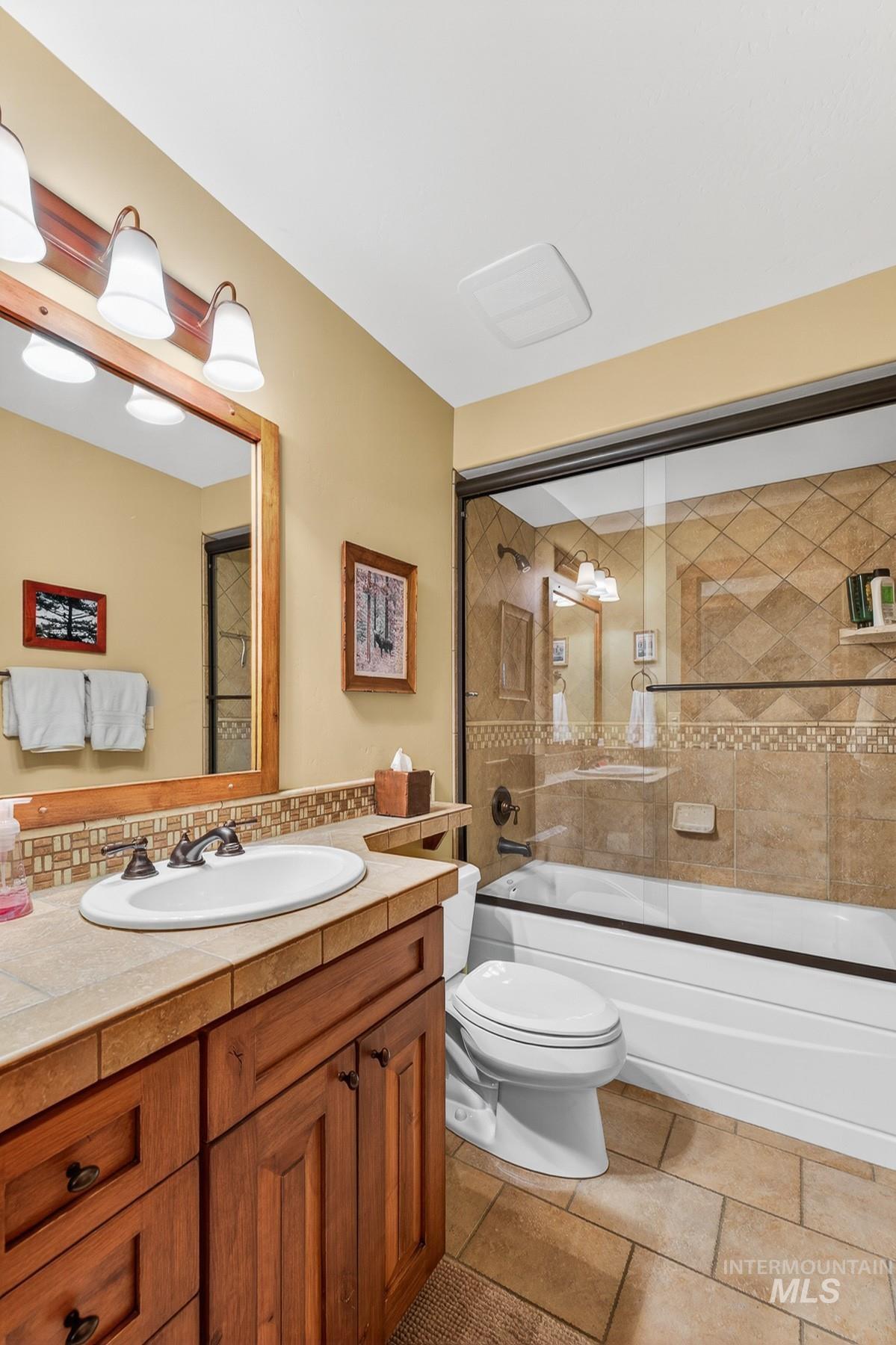 28 Francois Court, Donnelly, Idaho 83615, 4 Bedrooms, 4 Bathrooms, Residential For Sale, Price $1,975,000, 98987035
