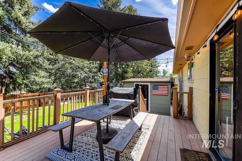 526 N Grant Street, Moscow, Idaho 83843, 4 Bedrooms, 1 Bathroom, Residential For Sale, Price $399,000, 98987036