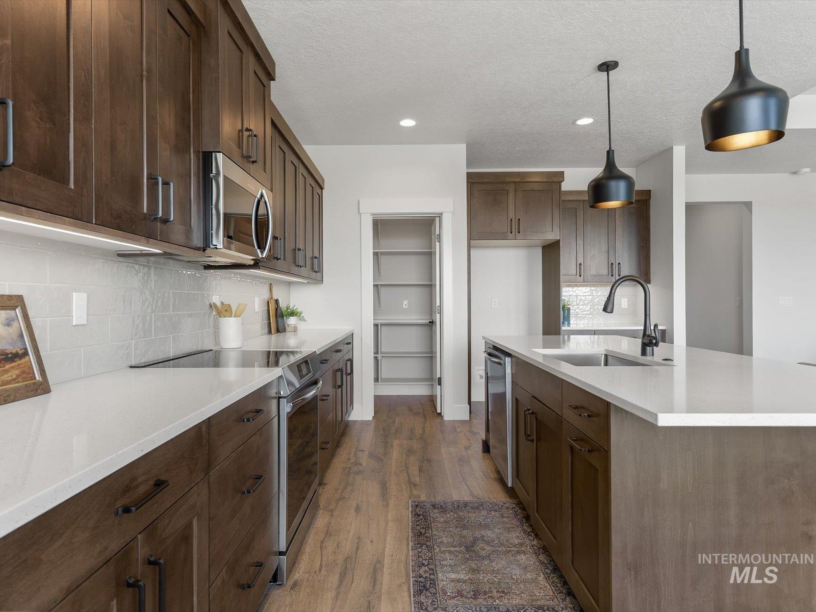 355 S Bumper Way, Boise, Idaho 83716, 3 Bedrooms, 2 Bathrooms, Residential For Sale, Price $539,900, 98987039
