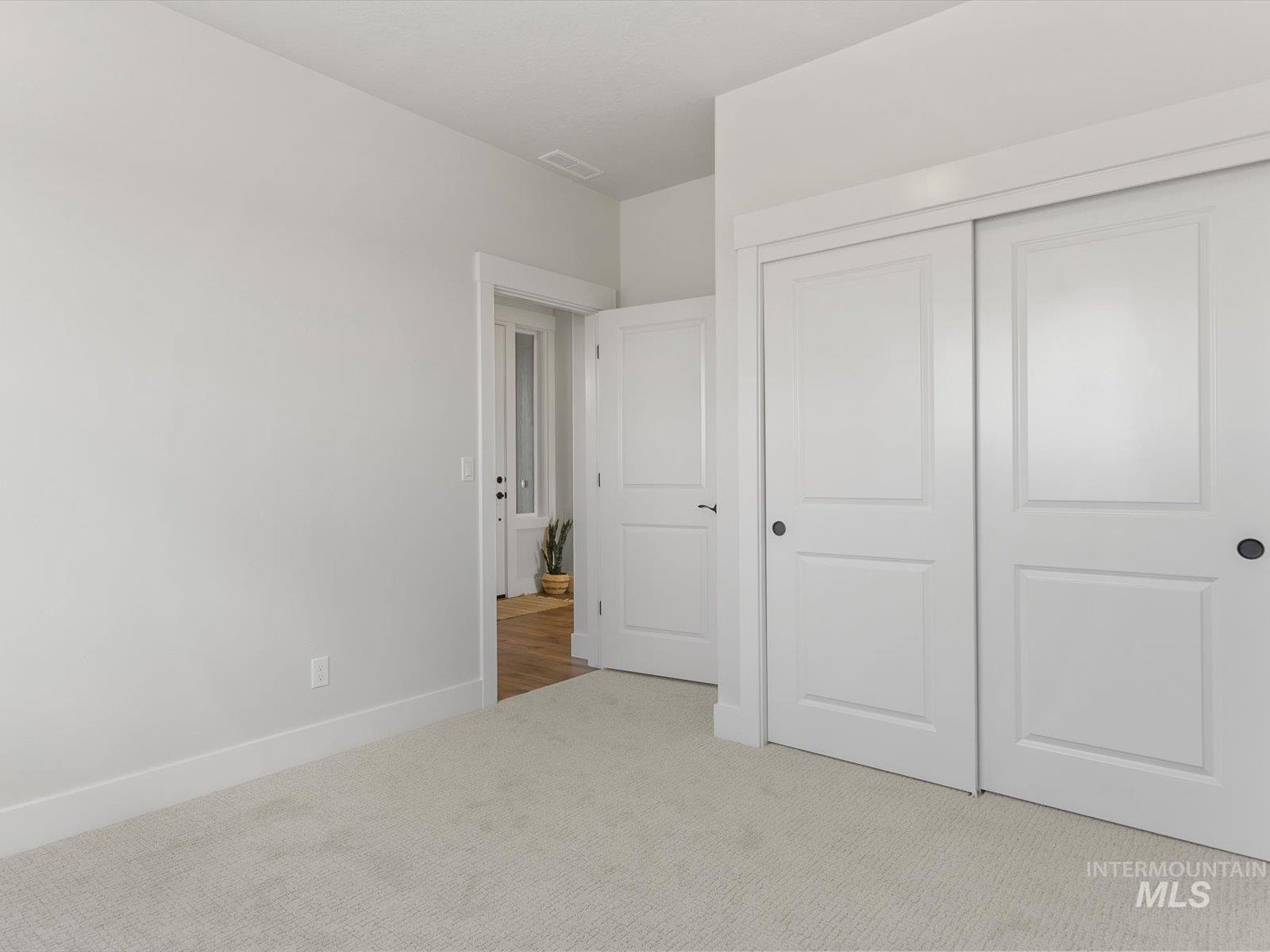 355 S Bumper Way, Boise, Idaho 83716, 3 Bedrooms, 2 Bathrooms, Residential For Sale, Price $539,900, 98987039