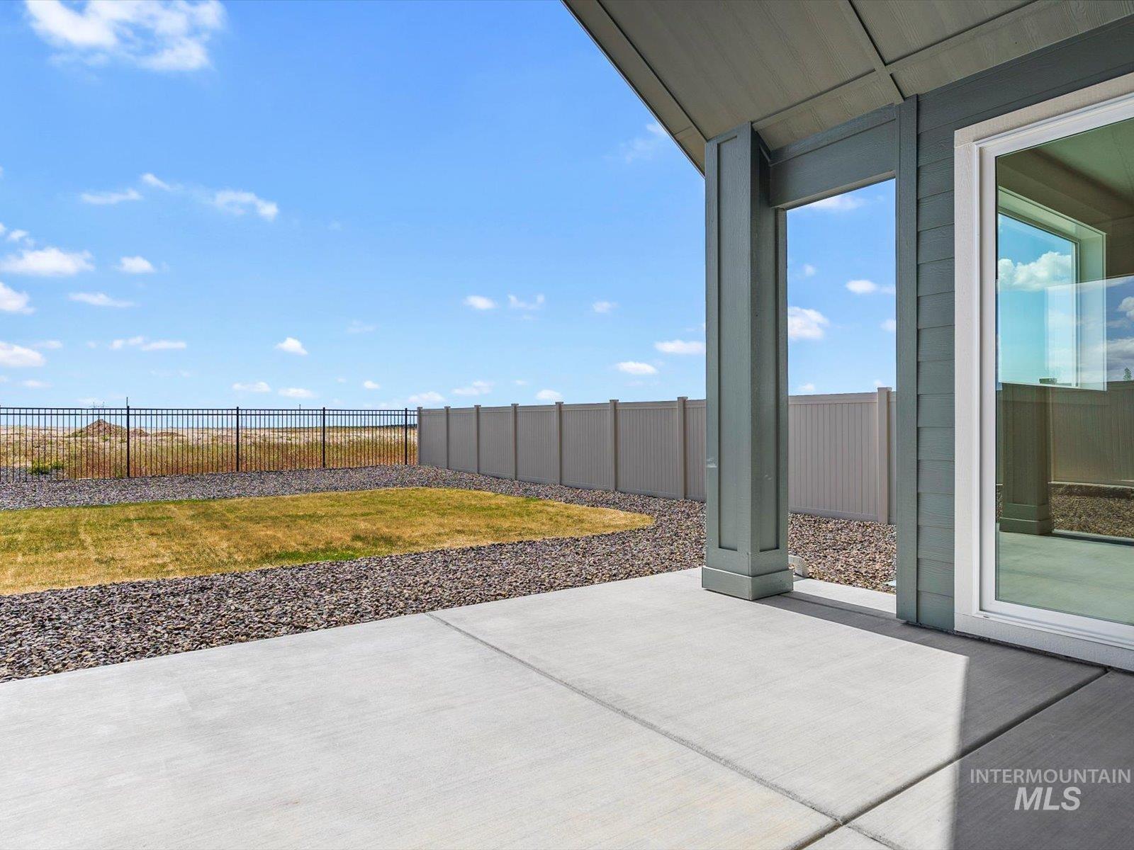 355 S Bumper Way, Boise, Idaho 83716, 3 Bedrooms, 2 Bathrooms, Residential For Sale, Price $539,900, 98987039