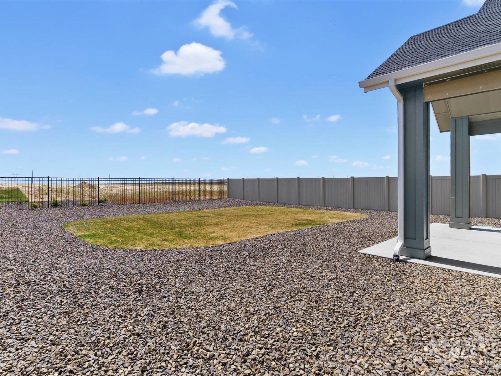 355 S Bumper Way, Boise, Idaho 83716, 3 Bedrooms, 2 Bathrooms, Residential For Sale, Price $539,900, 98987039