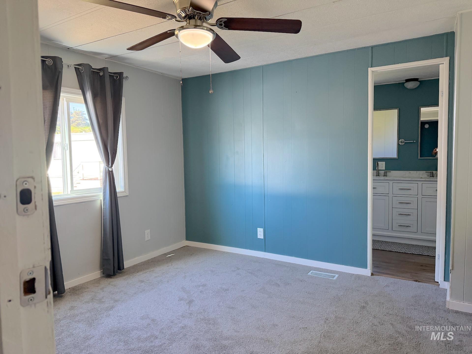 411 N Almon St., Moscow, Idaho 83843, 2 Bedrooms, 2 Bathrooms, Residential For Sale, Price $55,000, 98987040