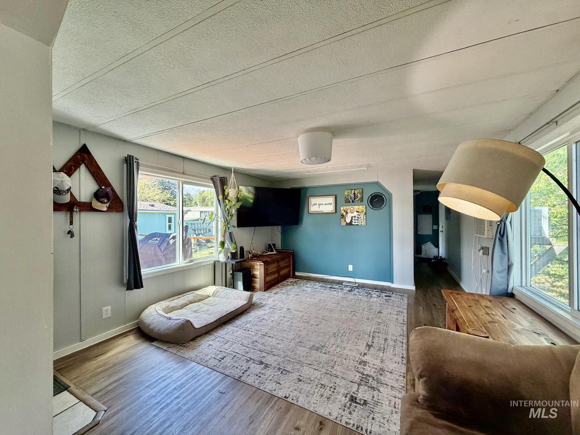 411 N Almon St., Moscow, Idaho 83843, 2 Bedrooms, 2 Bathrooms, Residential For Sale, Price $100,000, 98987040