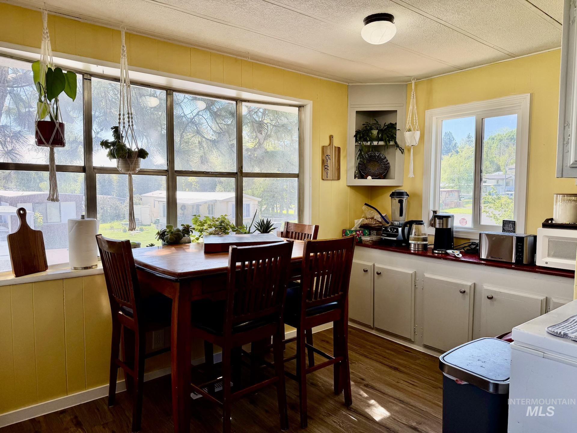 411 N Almon St., Moscow, Idaho 83843, 2 Bedrooms, 2 Bathrooms, Residential For Sale, Price $100,000, 98987040