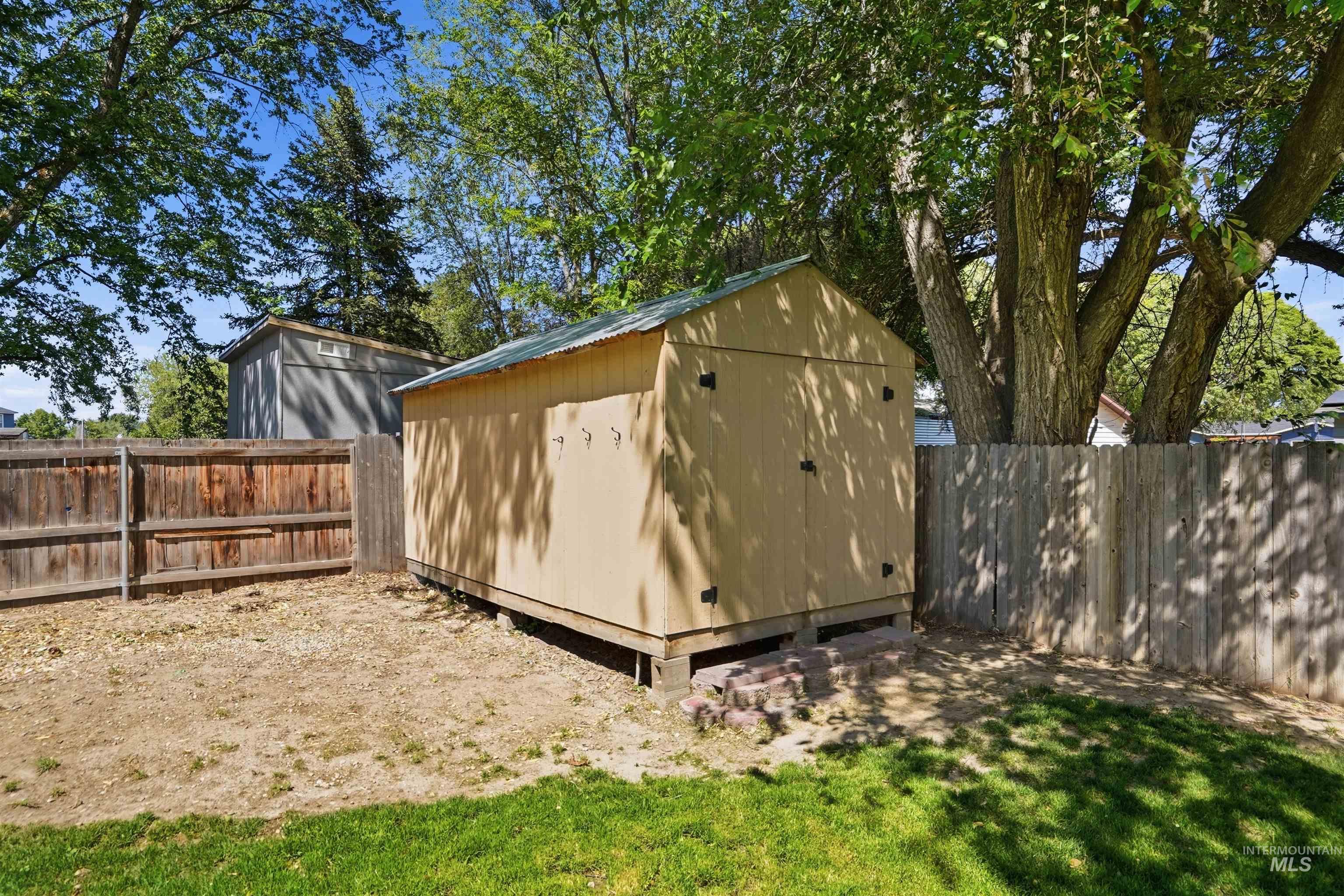 9 S Canyon Dr, Middleton, Idaho 83644, 4 Bedrooms, 2 Bathrooms, Residential For Sale, Price $345,000, 98987041