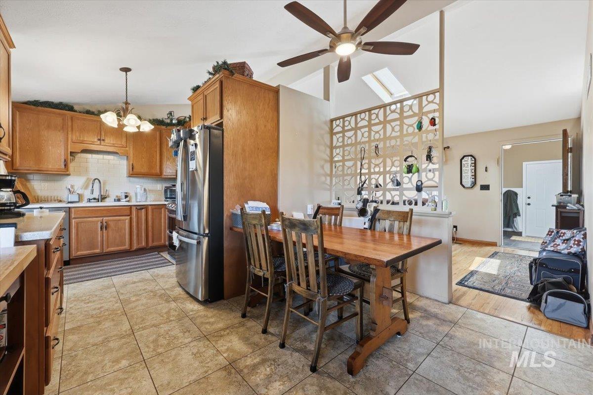 2714 South Columbus, Boise, Idaho 83705, 4 Bedrooms, 2 Bathrooms, Residential For Sale, Price $499,900, 98987042