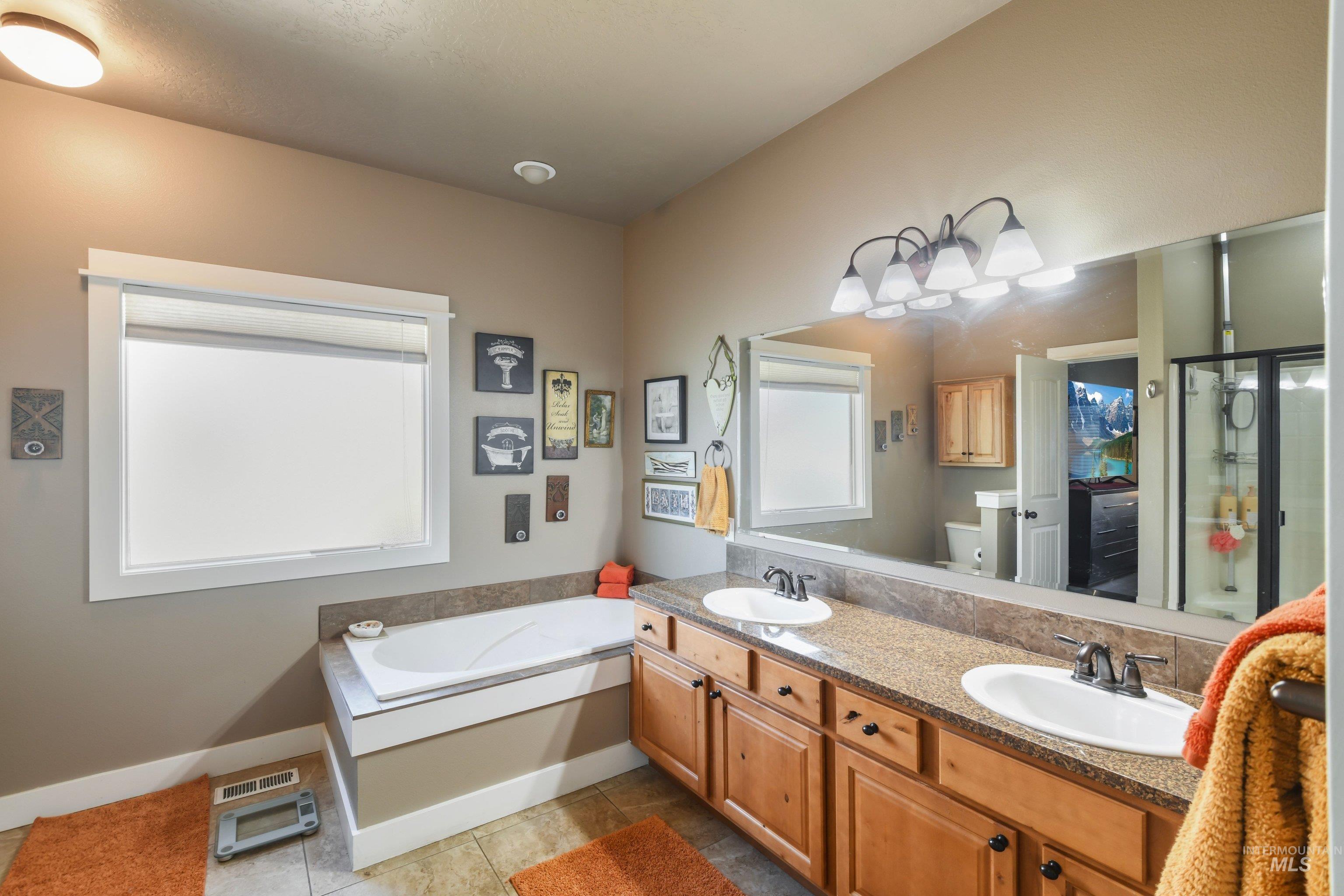 16 N Luke Loop, Nampa, Idaho 83651, 3 Bedrooms, 2 Bathrooms, Residential For Sale, Price $465,000, 98987044