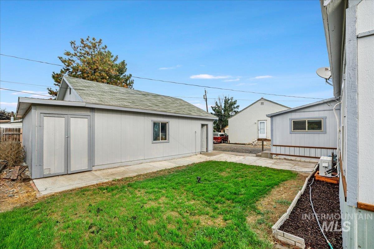 225 Oregon St, Gooding, Idaho 83330, 3 Bedrooms, 1 Bathroom, Residential For Sale, Price $249,900, 98987045