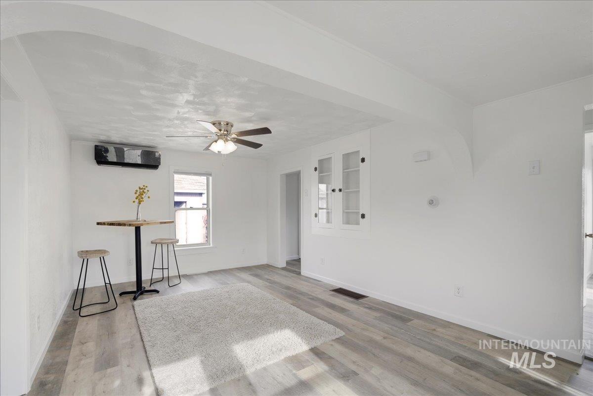 225 Oregon St, Gooding, Idaho 83330, 3 Bedrooms, 1 Bathroom, Residential For Sale, Price $249,900, 98987045