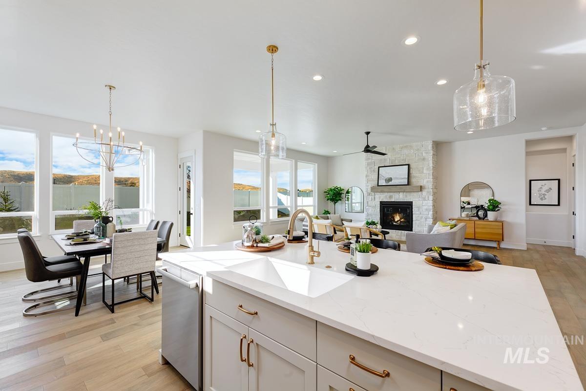 21672 Appaloosa Ave, Star, Idaho 83669, 3 Bedrooms, 2.5 Bathrooms, Residential For Sale, Price $824,900, 98987046