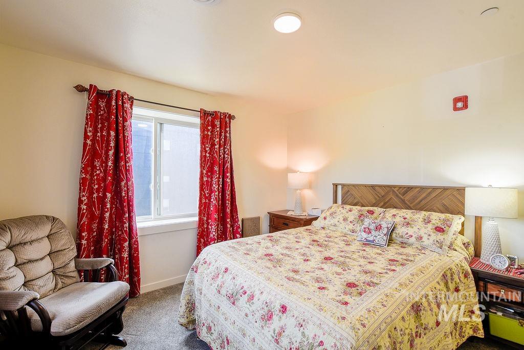 115 N Almon, Moscow, Idaho 83843, 2 Bedrooms, 2 Bathrooms, Residential For Sale, Price $449,500, 98987047