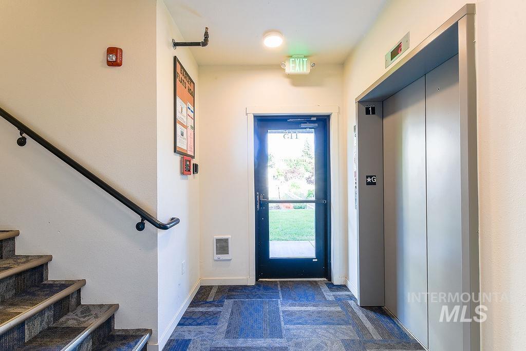 115 N Almon, Moscow, Idaho 83843, 2 Bedrooms, 2 Bathrooms, Residential For Sale, Price $449,500, 98987047