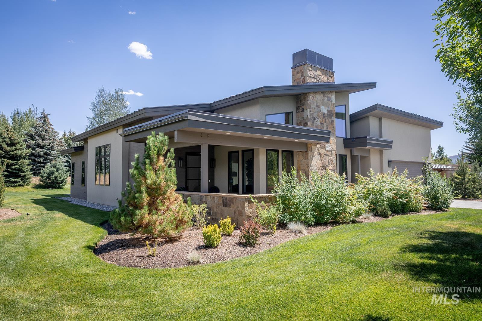 27 Streamside Drive, Hailey, Idaho 83333, 4 Bedrooms, 3.5 Bathrooms, Residential For Sale, Price $2,749,000, 98987050