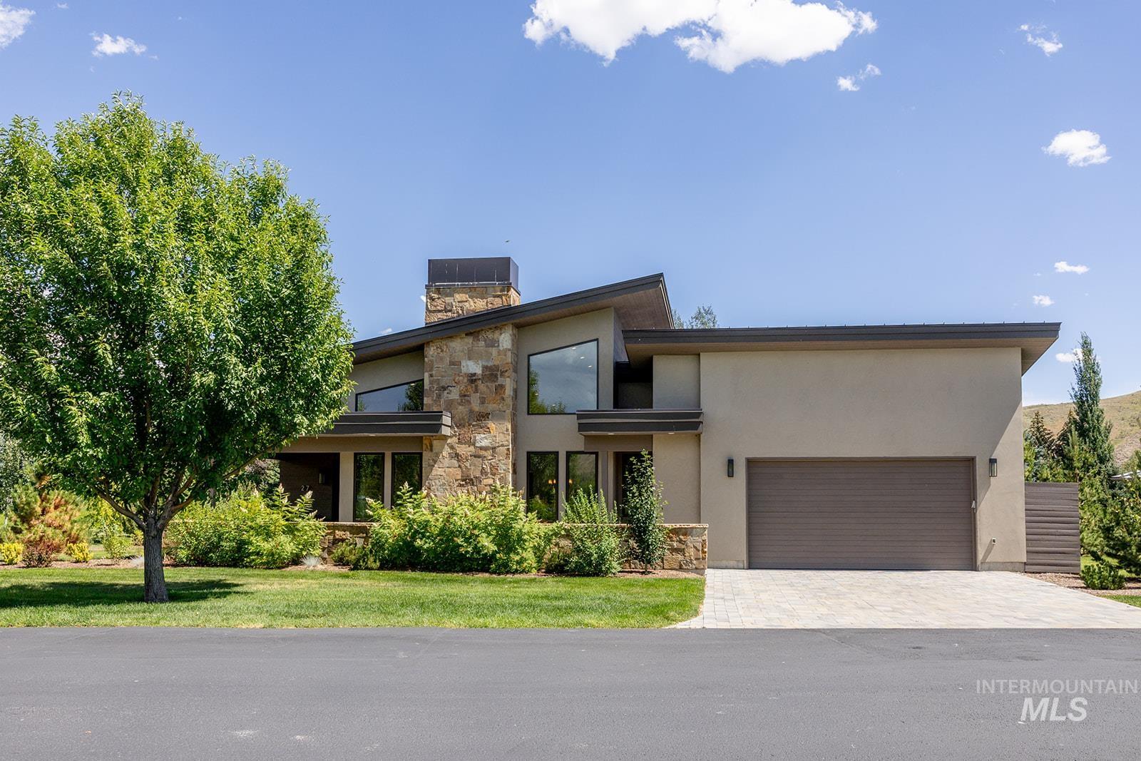 27 Streamside Drive, Hailey, Idaho 83333, 4 Bedrooms, 3.5 Bathrooms, Residential For Sale, Price $2,749,000, 98987050