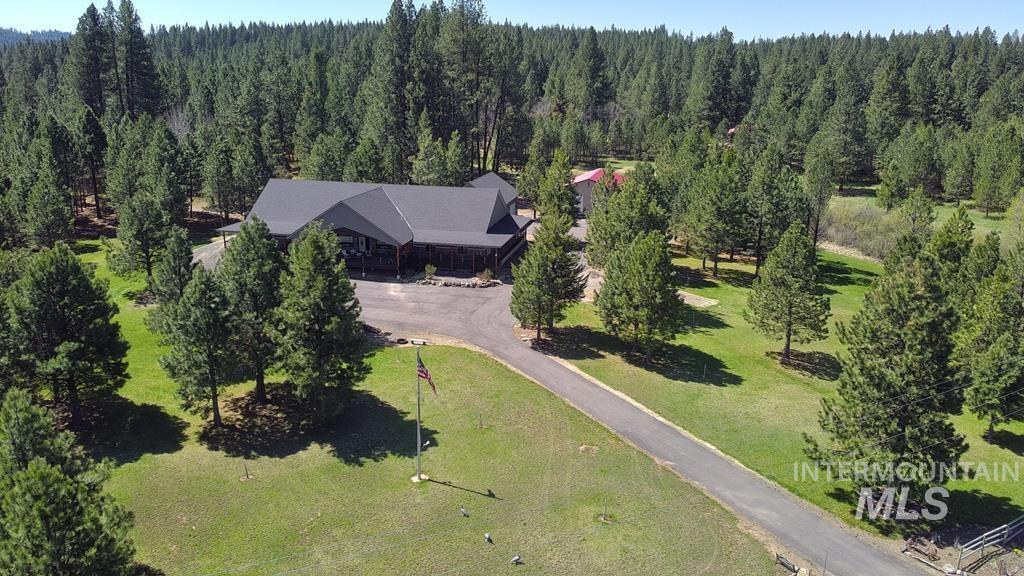191 Clear Creek Road, Cascade, Idaho 83611, 4 Bedrooms, 5 Bathrooms, Residential For Sale, Price $2,100,000, 98987051