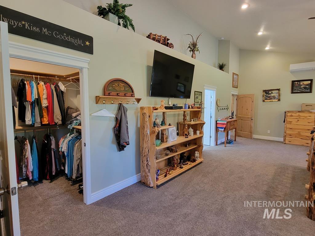 191 Clear Creek Road, Cascade, Idaho 83611, 4 Bedrooms, 5 Bathrooms, Residential For Sale, Price $2,100,000, 98987051