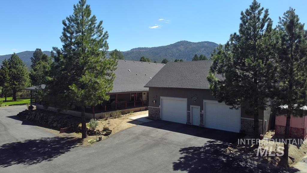 191 Clear Creek Road, Cascade, Idaho 83611, 4 Bedrooms, 5 Bathrooms, Residential For Sale, Price $2,100,000, 98987051