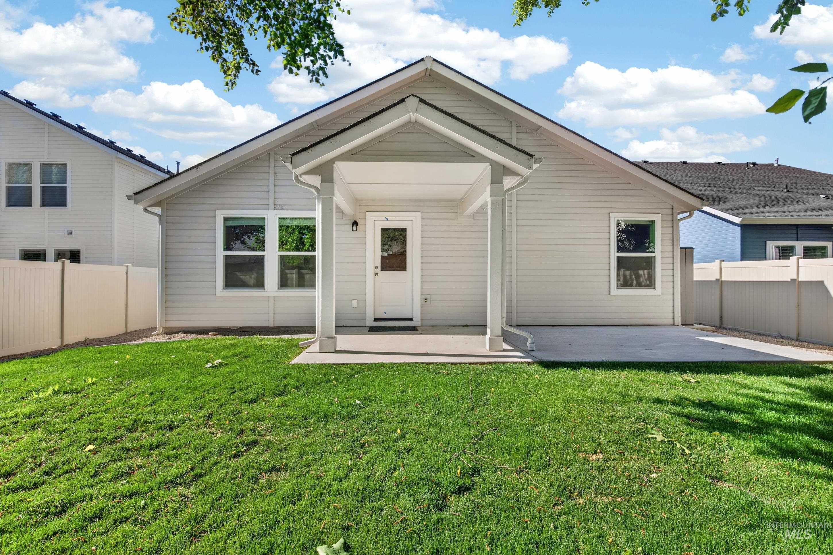 10978 W Hidden Point St, Star, Idaho 83669, 3 Bedrooms, 2 Bathrooms, Residential For Sale, Price $419,000, 98987056