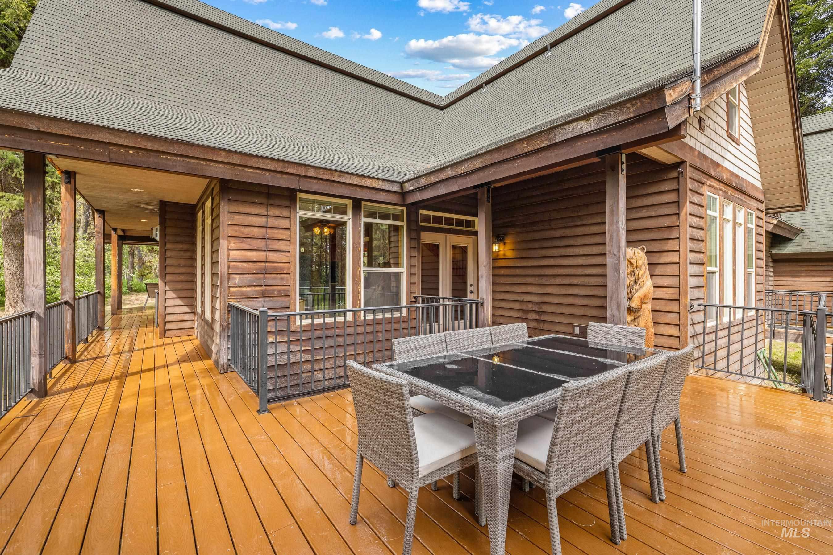 14199 Franklin Rd, McCall, Idaho 83638, 3 Bedrooms, 3.5 Bathrooms, Residential For Sale, Price $1,295,000, 98987059