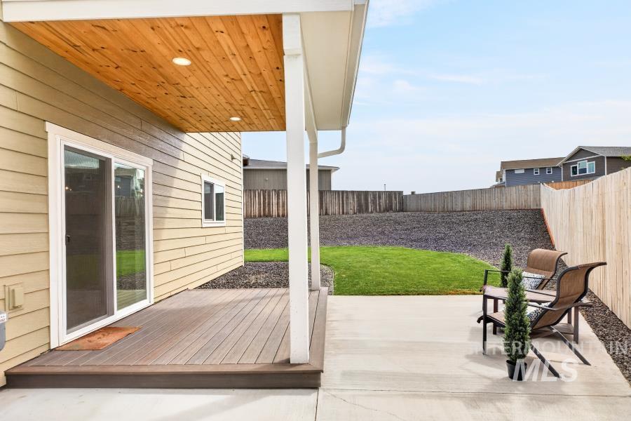208 Wheatland Ct, Moscow, Idaho 83843, 4 Bedrooms, 2.5 Bathrooms, Residential For Sale, Price $475,000, 98987060