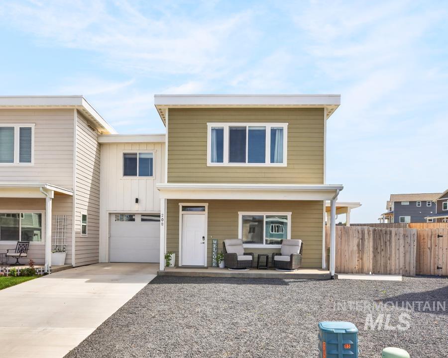 208 Wheatland Ct, Moscow, Idaho 83843, 4 Bedrooms, 2.5 Bathrooms, Residential For Sale, Price $475,000, 98987060