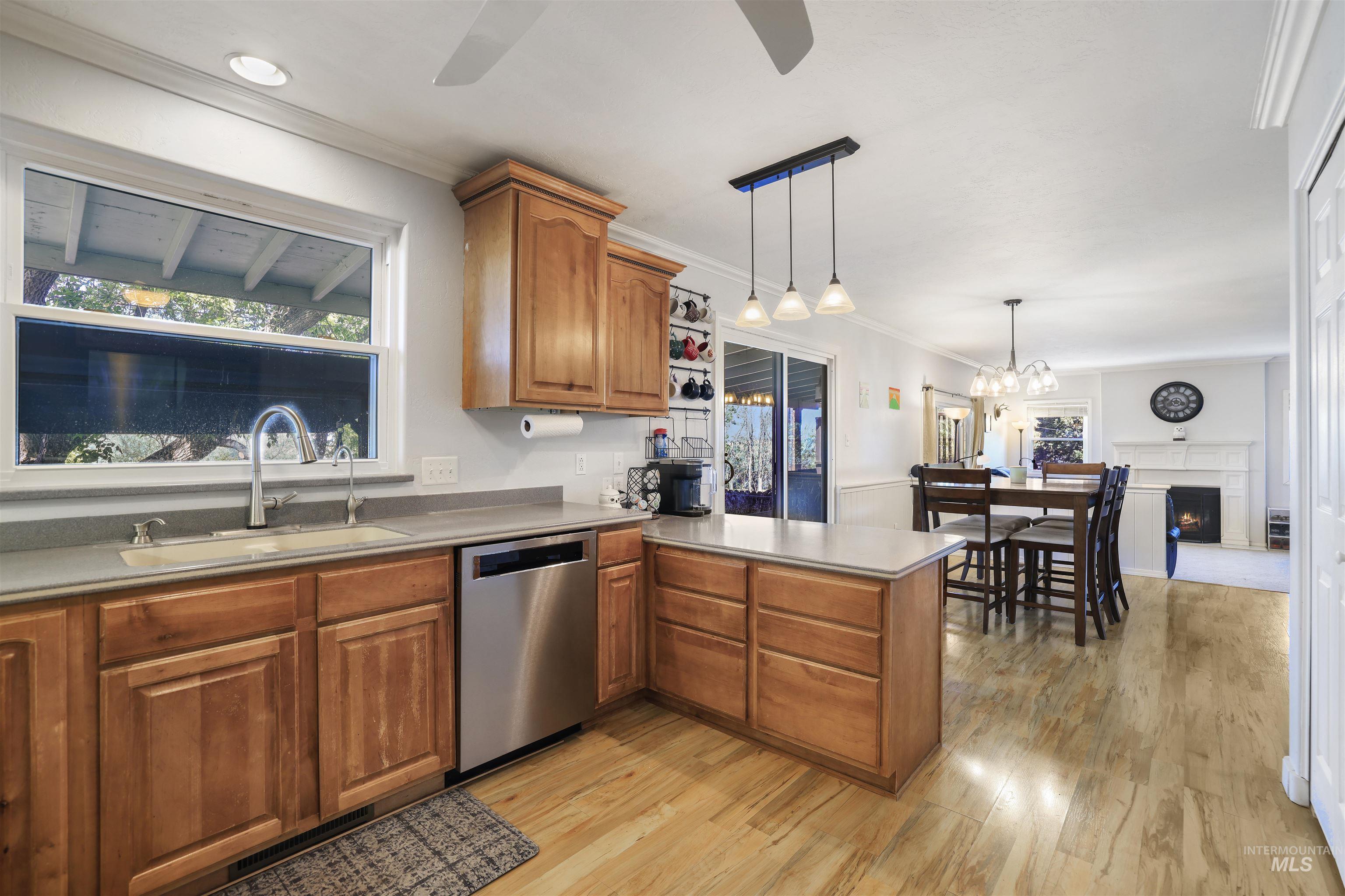 1139 Lavina Avenue, Twin Falls, Idaho 83301, 3 Bedrooms, 2 Bathrooms, Residential For Sale, Price $490,000, 98987061