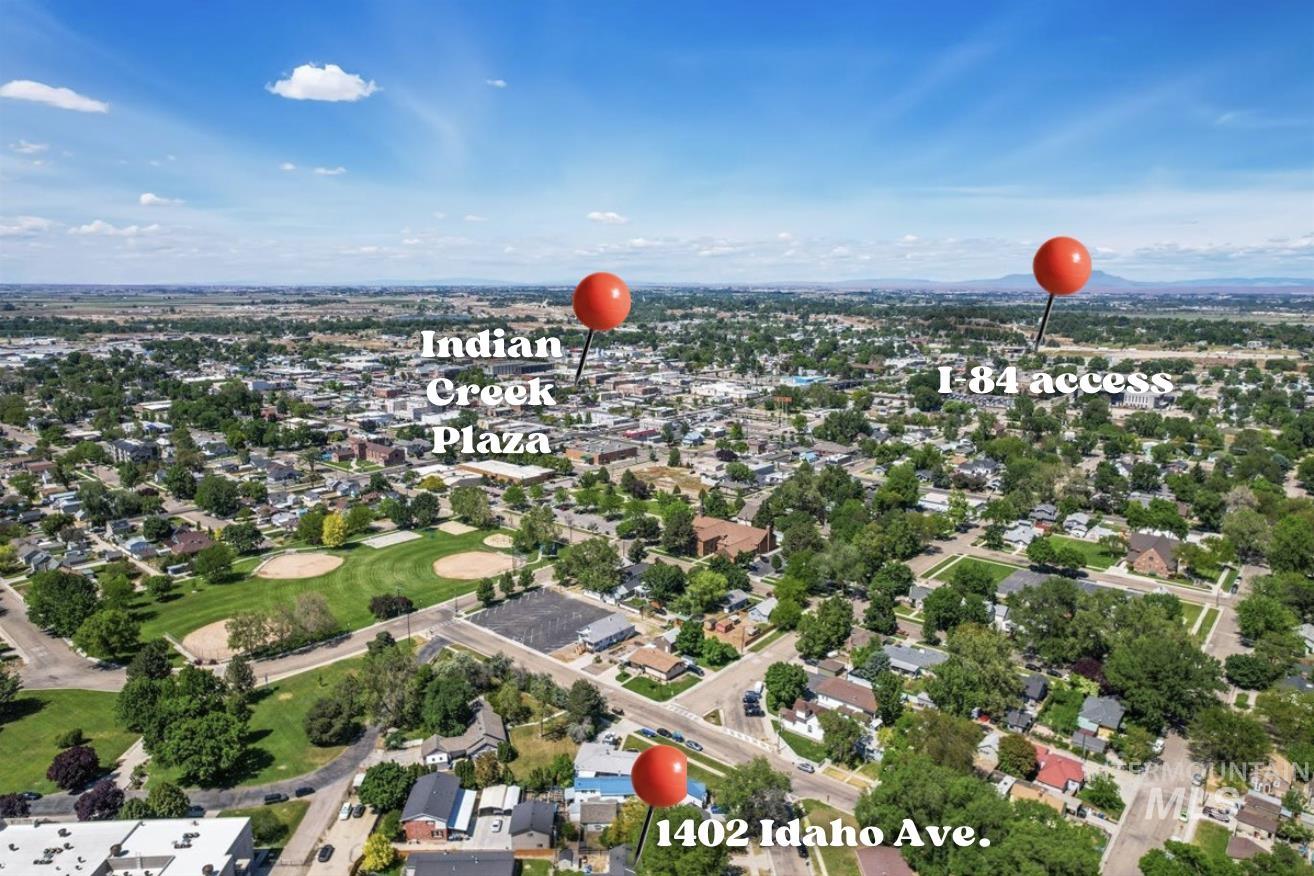 1402 Idaho Ave, Caldwell, Idaho 83605, 3 Bedrooms, 1.5 Bathrooms, Residential For Sale, Price $315,000, 98987062