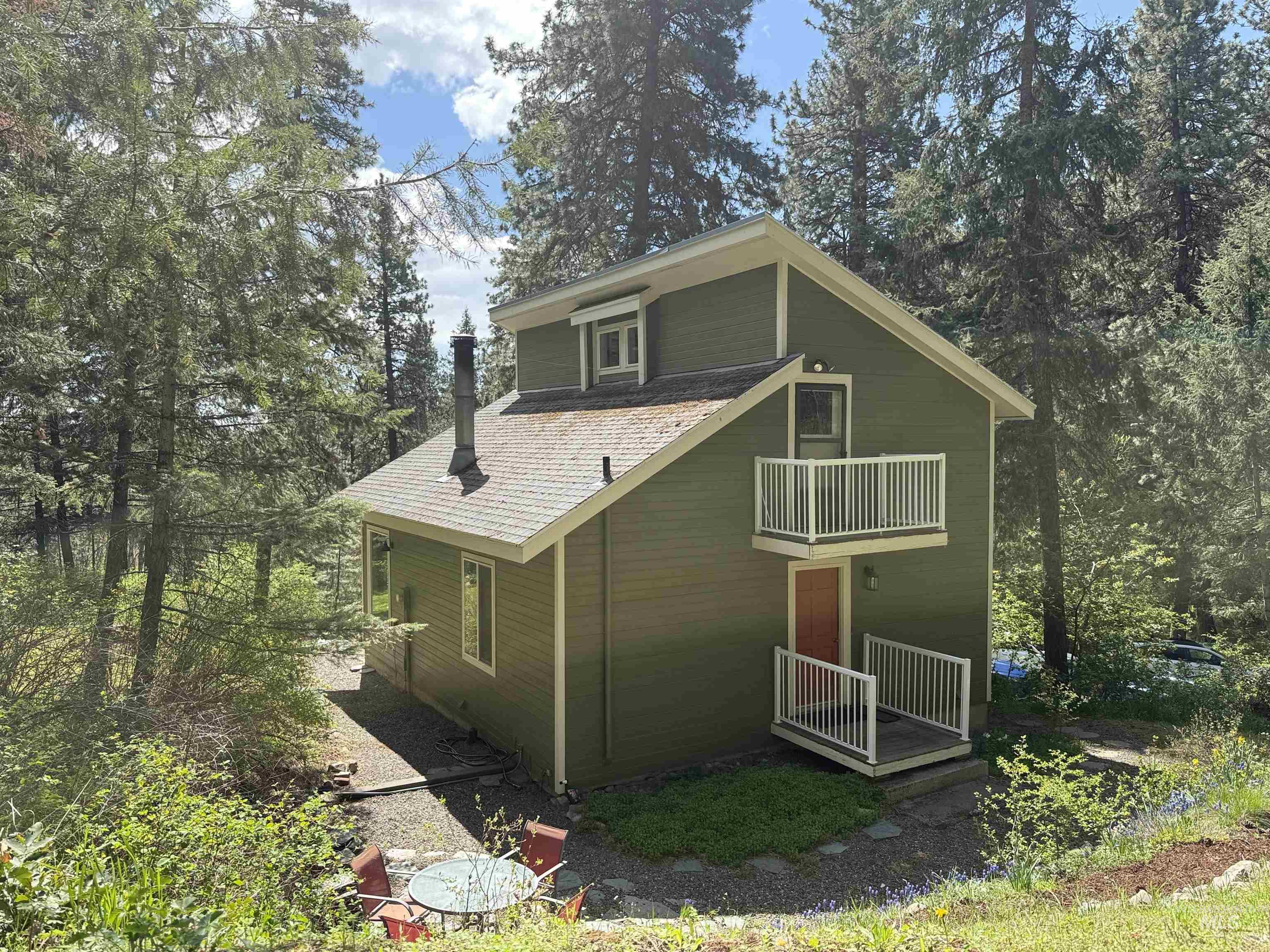 1006 Ken Trl, Moscow, Idaho 83843, 4 Bedrooms, 3 Bathrooms, Residential For Sale, Price $685,000, 98987066