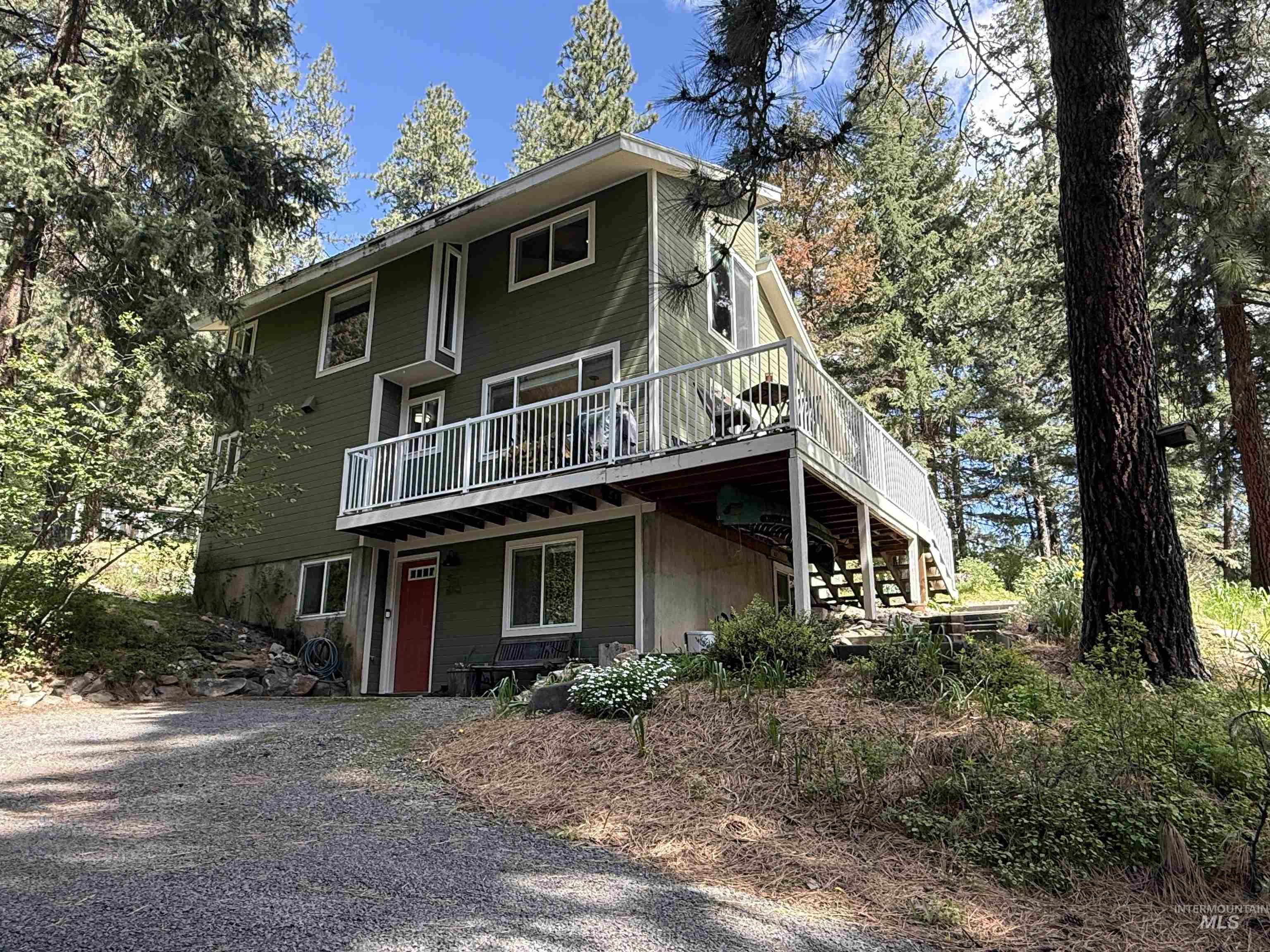 1006 Ken Trl, Moscow, Idaho 83843, 4 Bedrooms, 3 Bathrooms, Residential For Sale, Price $685,000, 98987066