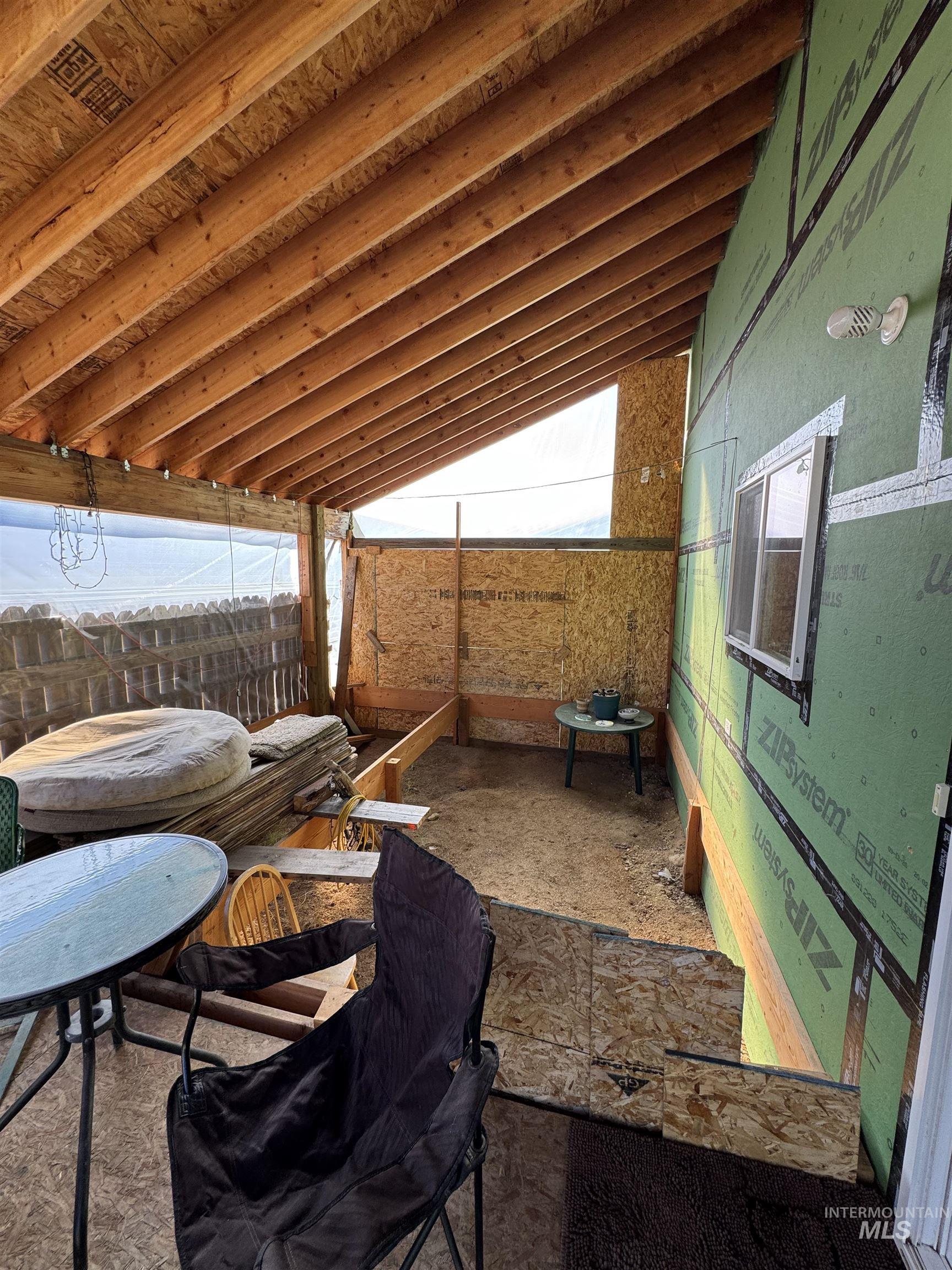 25 Canyon Creek Road, Idaho City, Idaho 83631, 1 Bedroom, 1.5 Bathrooms, Residential For Sale, Price $650,000, 98987069