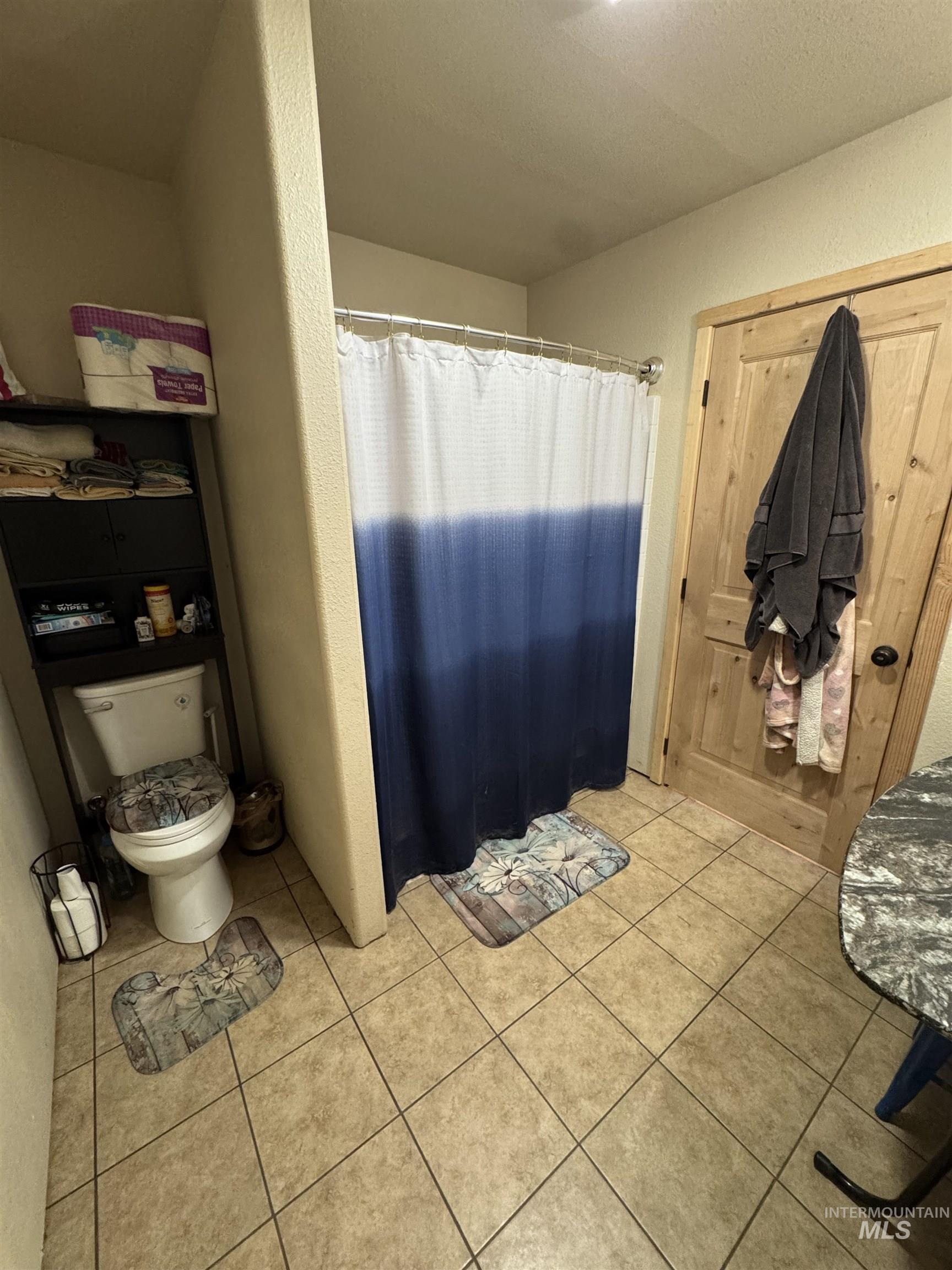 25 Canyon Creek Road, Idaho City, Idaho 83631, 1 Bedroom, 1.5 Bathrooms, Residential For Sale, Price $650,000, 98987069