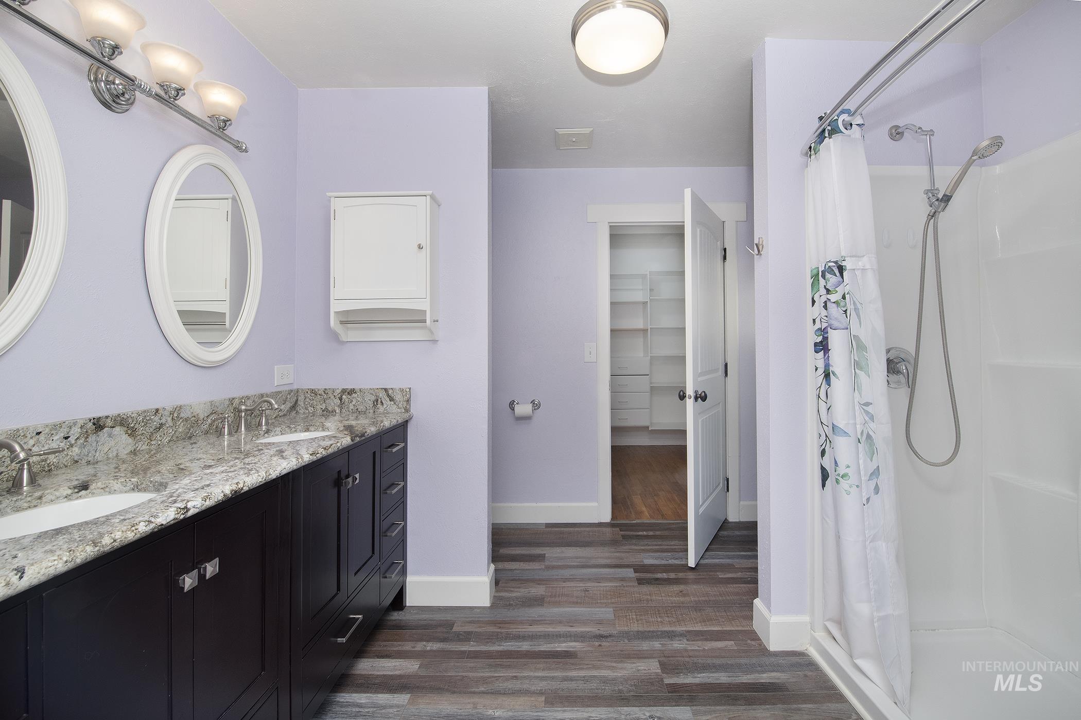 252 SE Boulevard, New Plymouth, Idaho 83655, 3 Bedrooms, 2 Bathrooms, Residential For Sale, Price $489,000, 98987071
