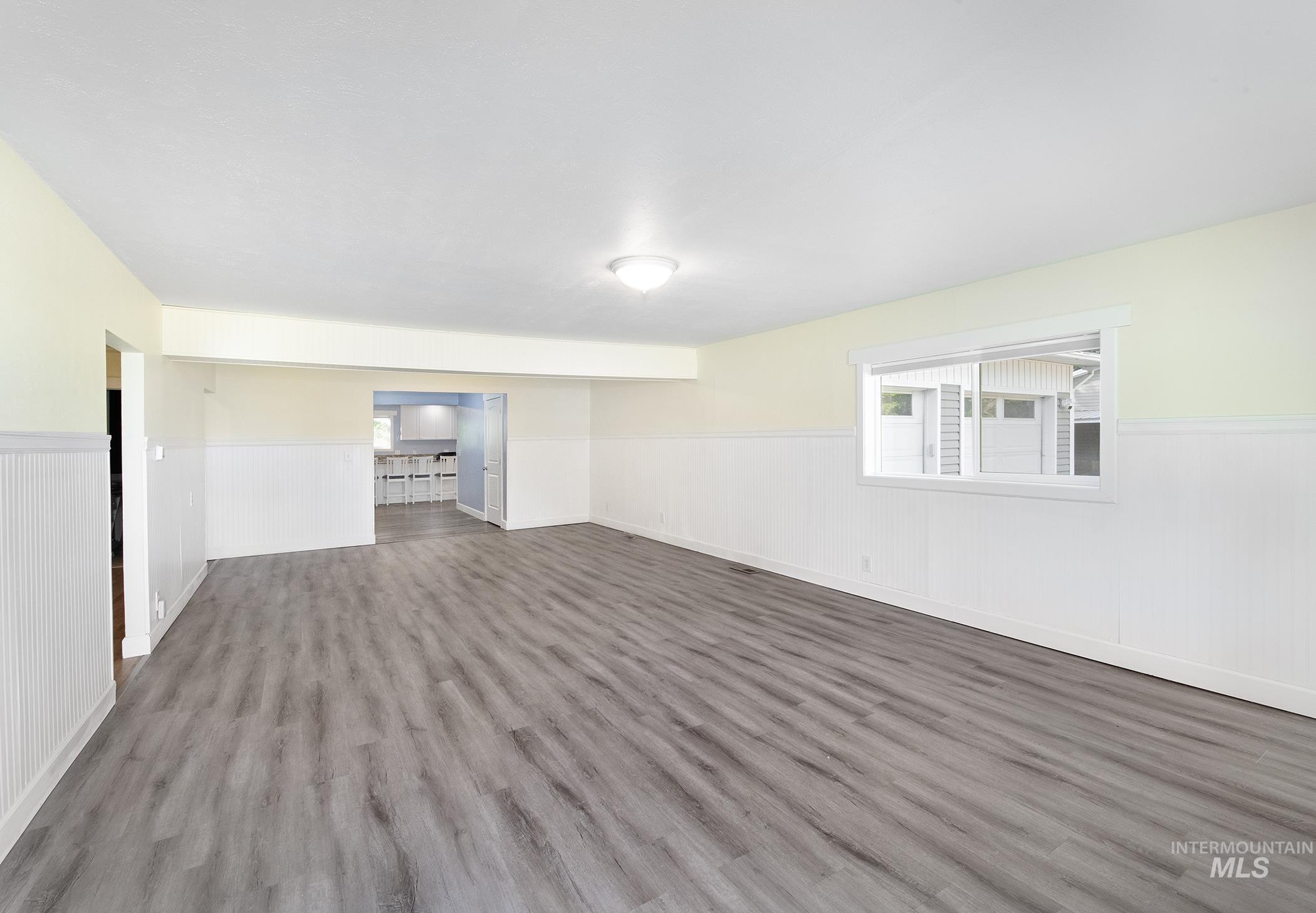 252 SE Boulevard, New Plymouth, Idaho 83655, 3 Bedrooms, 2 Bathrooms, Residential For Sale, Price $489,000, 98987071
