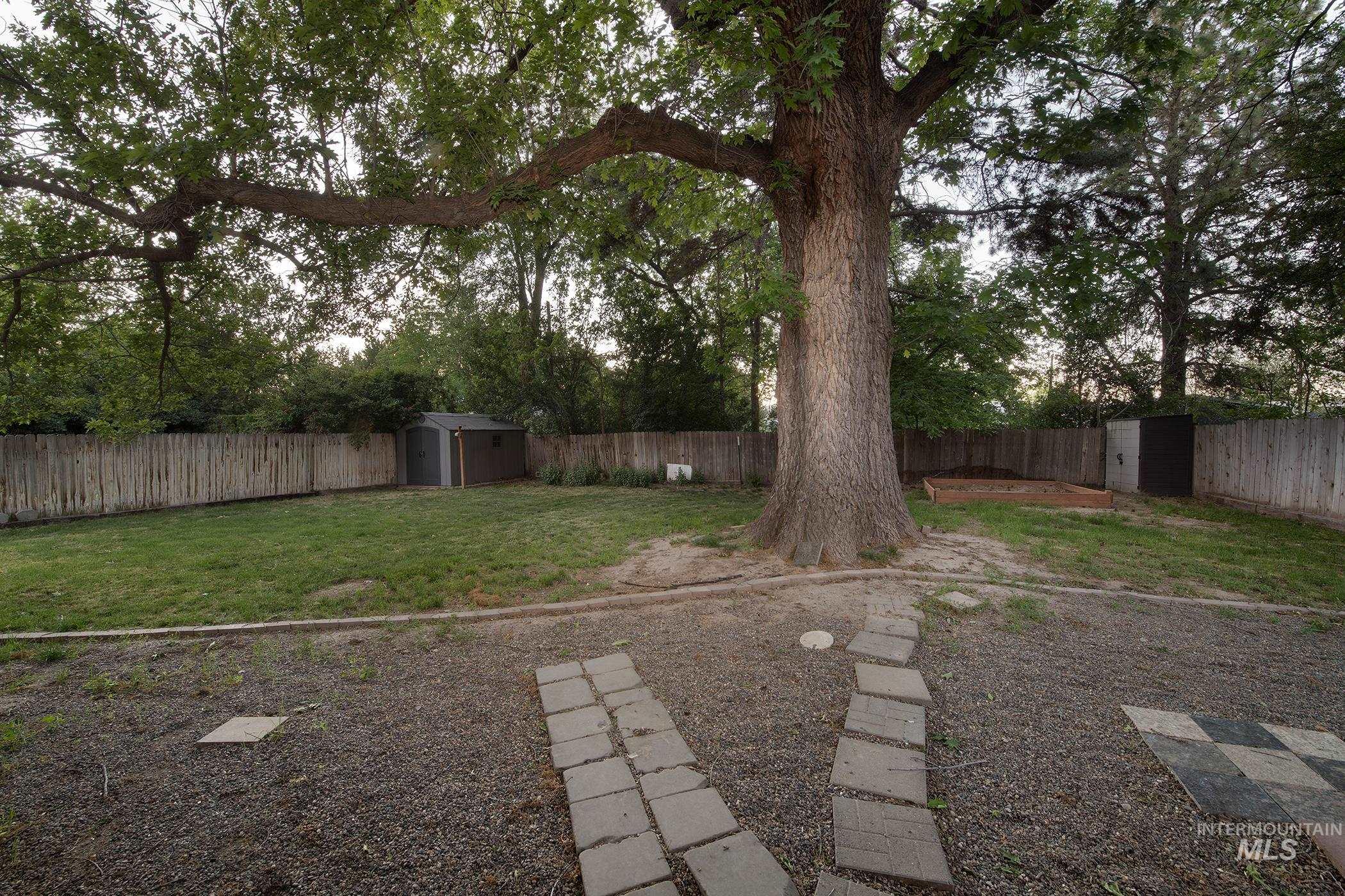 252 SE Boulevard, New Plymouth, Idaho 83655, 3 Bedrooms, 2 Bathrooms, Residential For Sale, Price $530,000,MLS 98987071