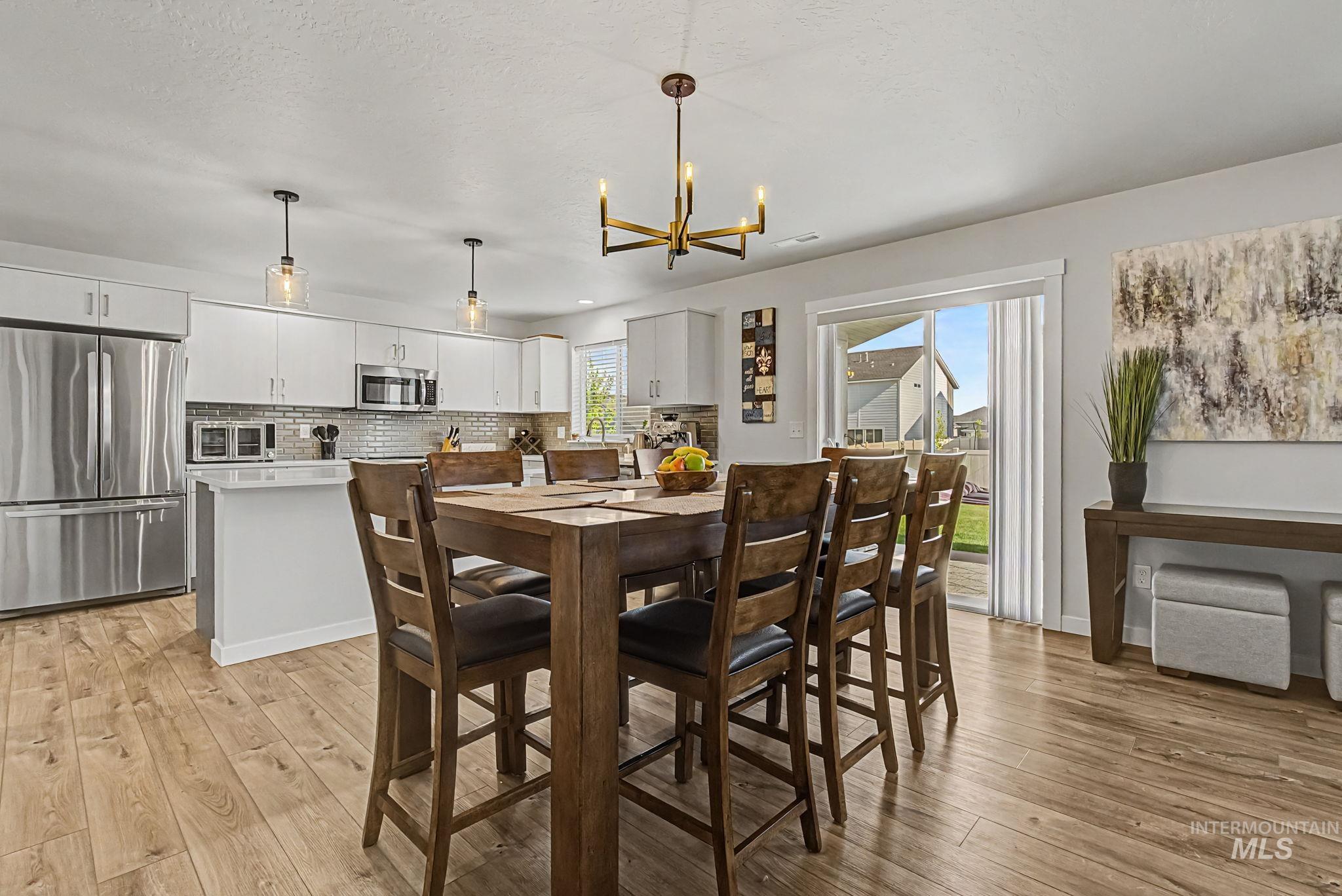 5318 E Grizzly, Nampa, Idaho 83687, 4 Bedrooms, 2.5 Bathrooms, Residential For Sale, Price $579,000, 98987072