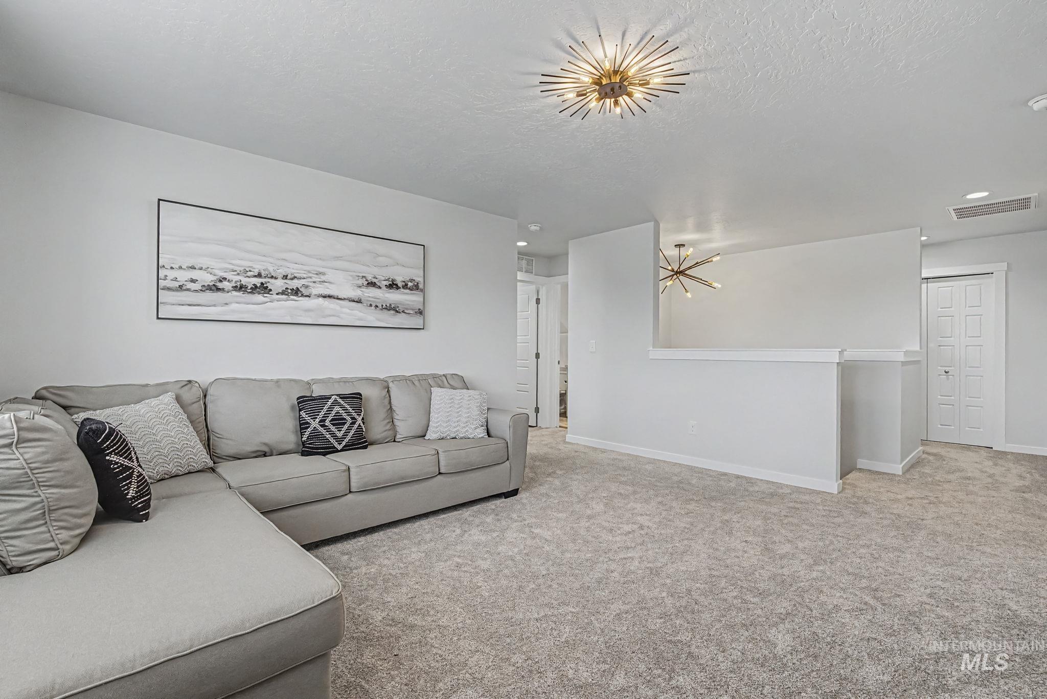 5318 E Grizzly, Nampa, Idaho 83687, 4 Bedrooms, 2.5 Bathrooms, Residential For Sale, Price $579,000, 98987072