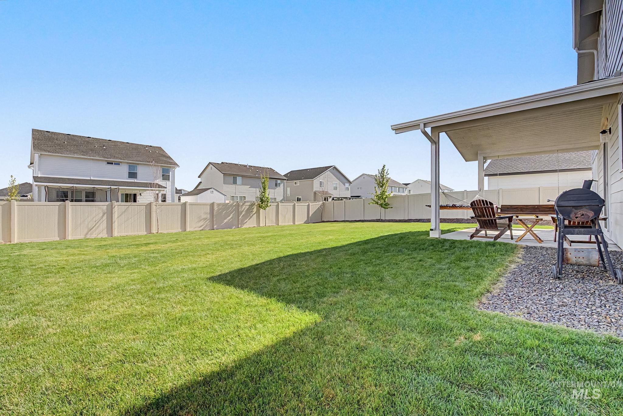 5318 E Grizzly, Nampa, Idaho 83687, 4 Bedrooms, 2.5 Bathrooms, Residential For Sale, Price $579,000, 98987072
