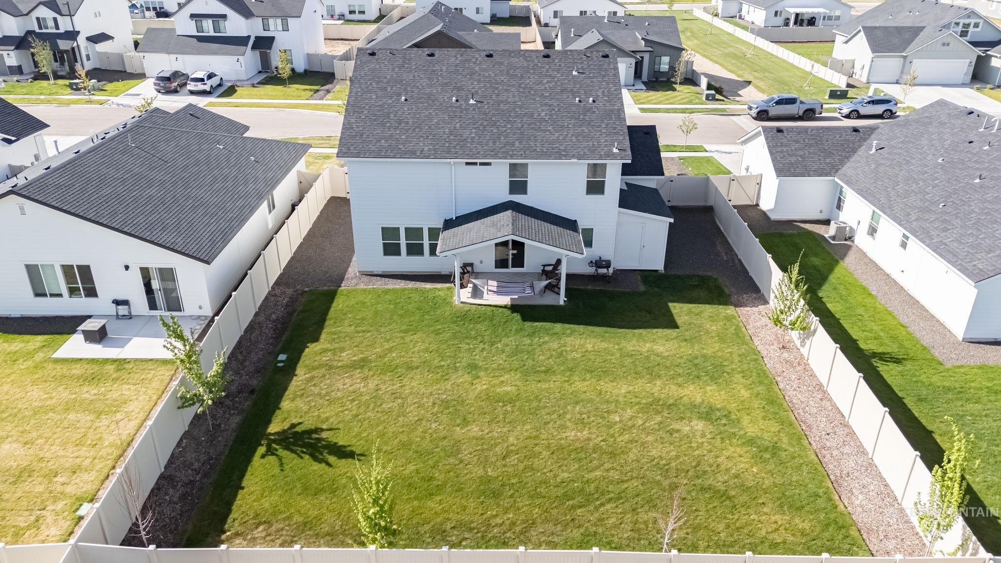5318 E Grizzly, Nampa, Idaho 83687, 4 Bedrooms, 2.5 Bathrooms, Residential For Sale, Price $579,000, 98987072