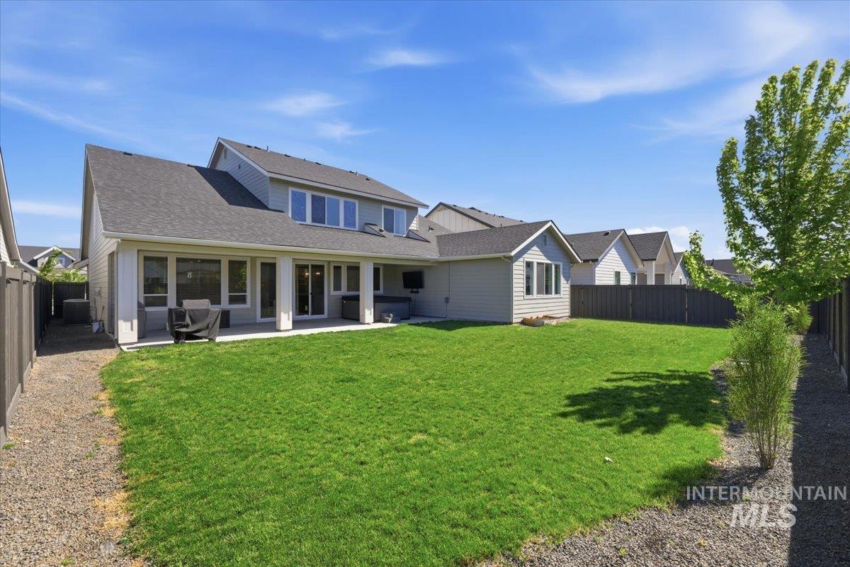 1711 E Spire St, Meridian, Idaho 83642, 4 Bedrooms, 3.5 Bathrooms, Residential For Sale, Price $889,900, 98987073