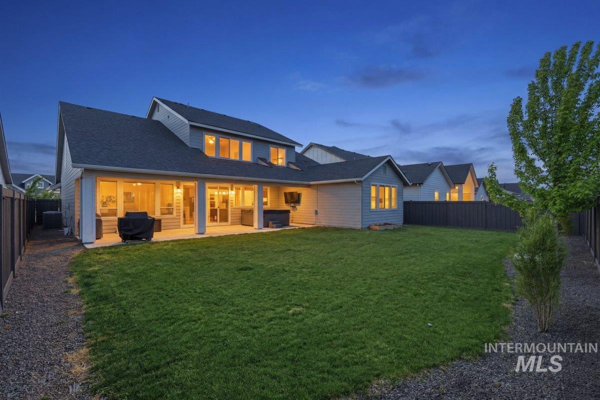 1711 E Spire St, Meridian, Idaho 83642, 4 Bedrooms, 3.5 Bathrooms, Residential For Sale, Price $889,900, 98987073