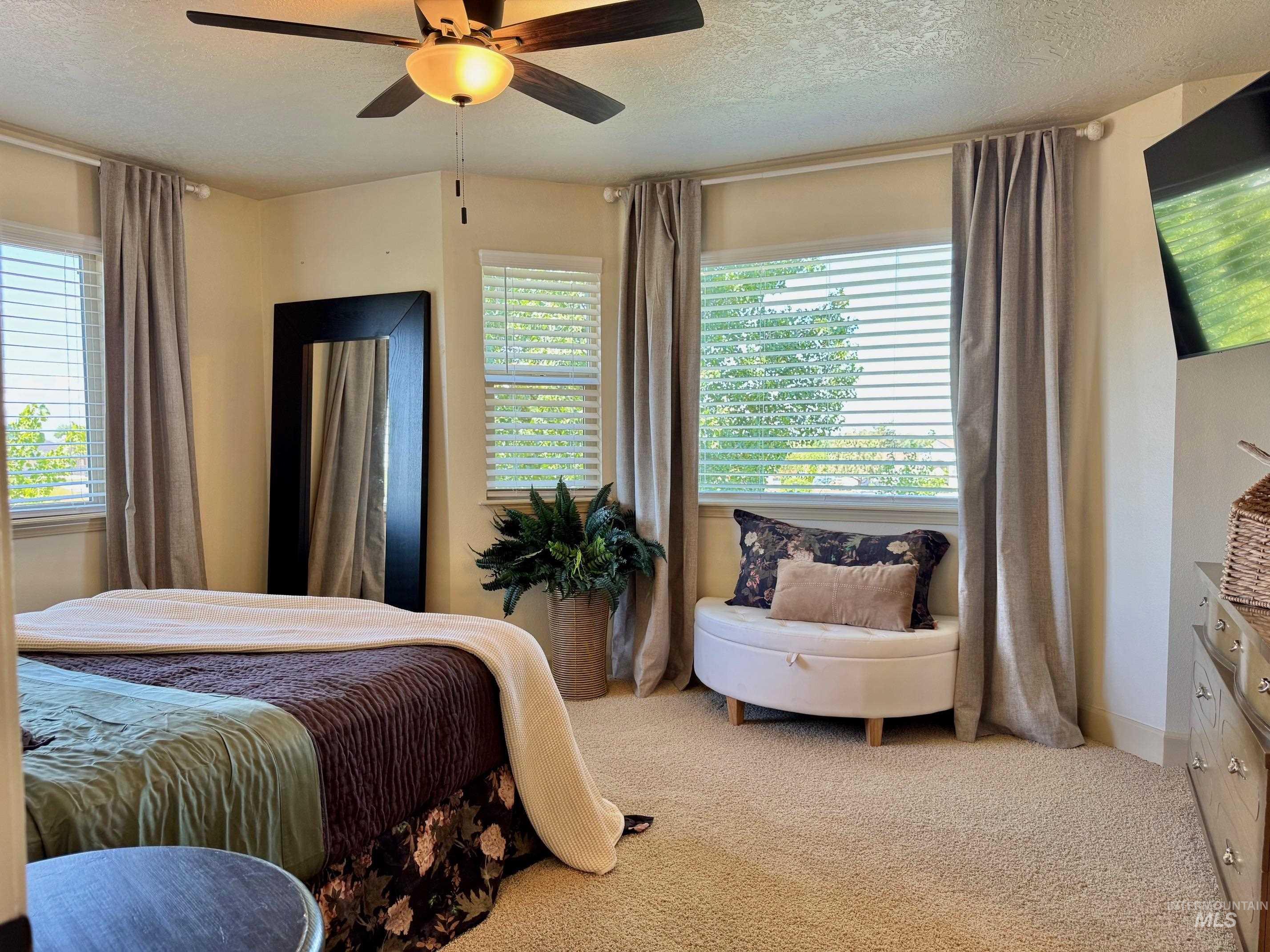 9299 Kemp Road, Middleton, Idaho 83644-5352, 5 Bedrooms, 3 Bathrooms, Residential For Sale, Price $1,069,000, 98987075