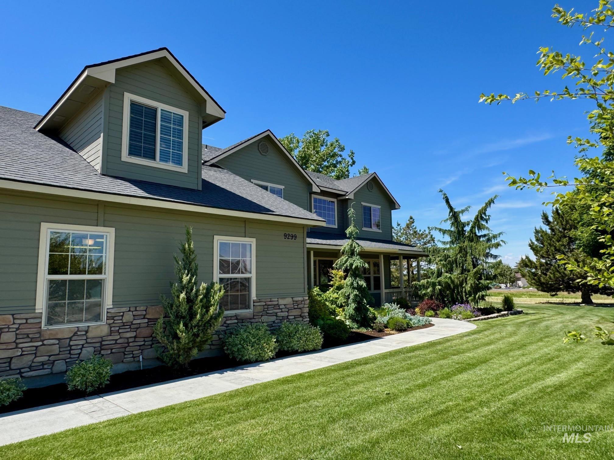 9299 Kemp Road, Middleton, Idaho 83644-5352, 5 Bedrooms, 3 Bathrooms, Residential For Sale, Price $1,069,000, 98987075