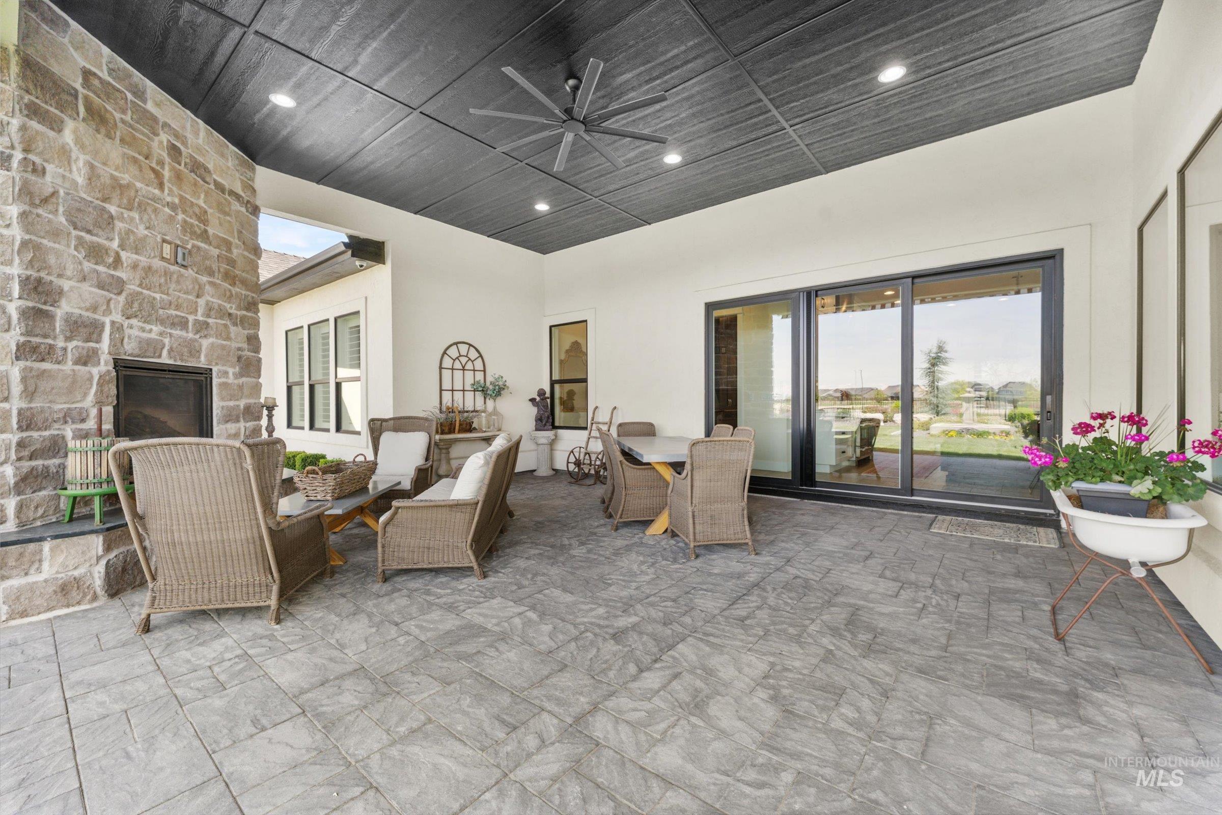 6585 S Pemberley Way, Meridian, Idaho 83642-8430, 4 Bedrooms, 4.5 Bathrooms, Residential For Sale, Price $1,730,000, 98987076
