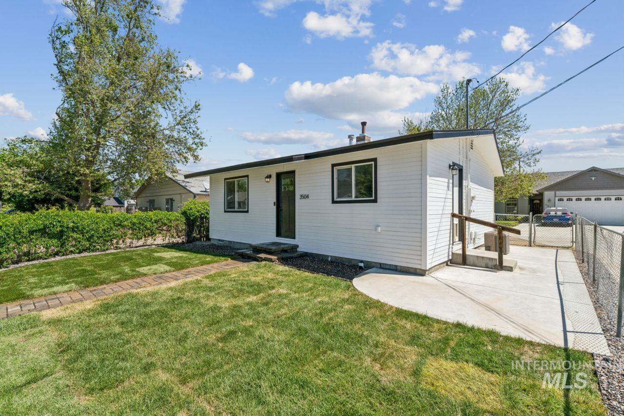 3504 N Jackie Ln, Boise, Idaho 83704, 2 Bedrooms, 1 Bathroom, Residential For Sale, Price $365,000, 98987079