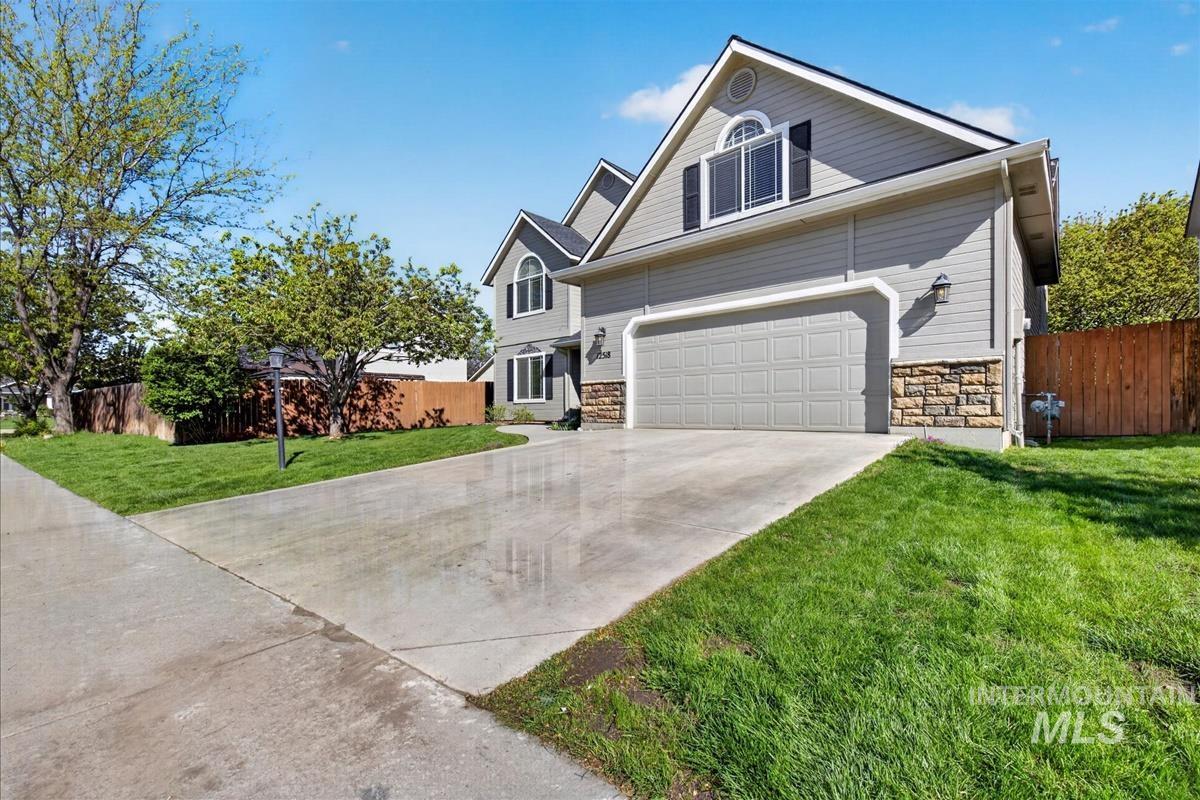 12518 W Abram Drive, Boise, Idaho 83713, 5 Bedrooms, 2.5 Bathrooms, Residential For Sale, Price $599,000,MLS 98987080