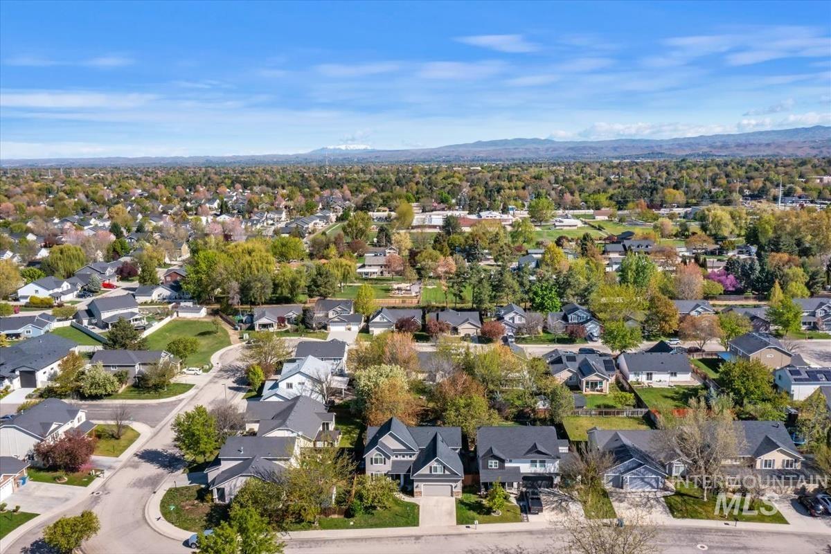 12518 W Abram Drive, Boise, Idaho 83713, 5 Bedrooms, 2.5 Bathrooms, Residential For Sale, Price $599,000,MLS 98987080