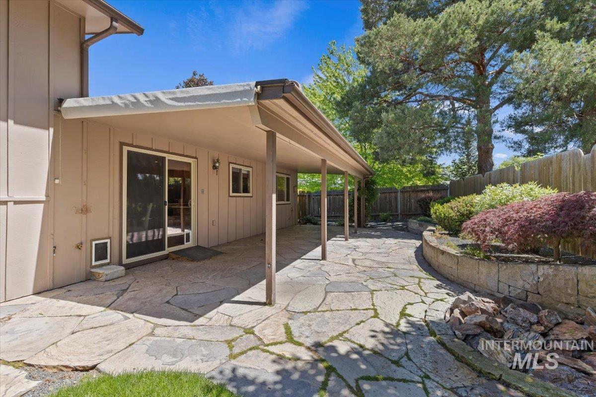 8755 W Cranbrook Dr, Boise, Idaho 83704, 4 Bedrooms, 2 Bathrooms, Residential For Sale, Price $629,900,MLS 98987082